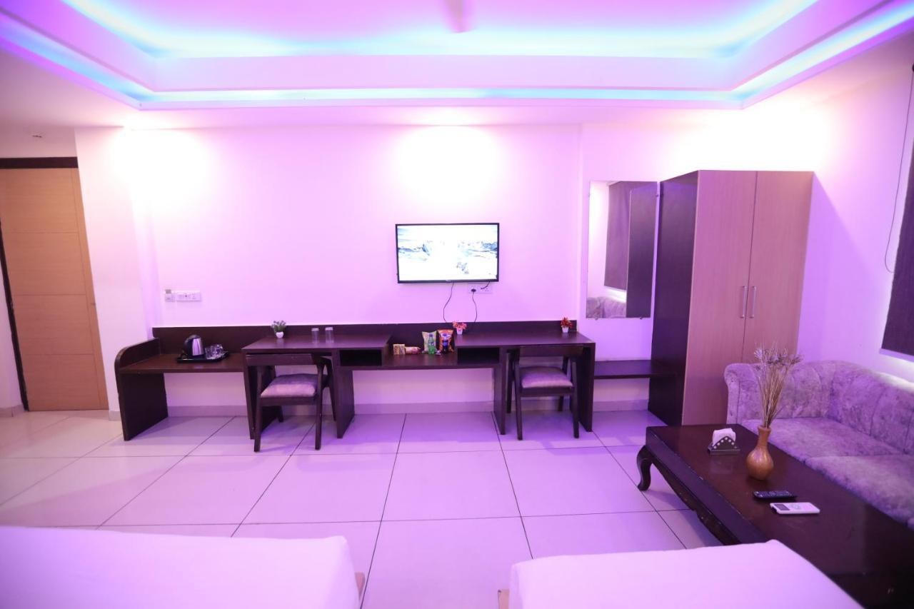 Citadel - Near Igi Airport Hotel New Delhi