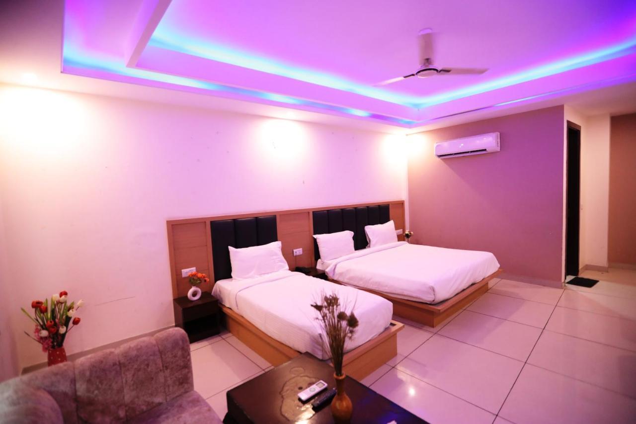 Citadel - Near Igi Airport Hotel New Delhi