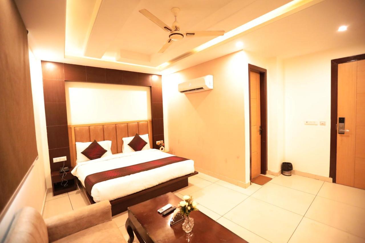 Citadel - Near Igi Airport Hotel 3*
